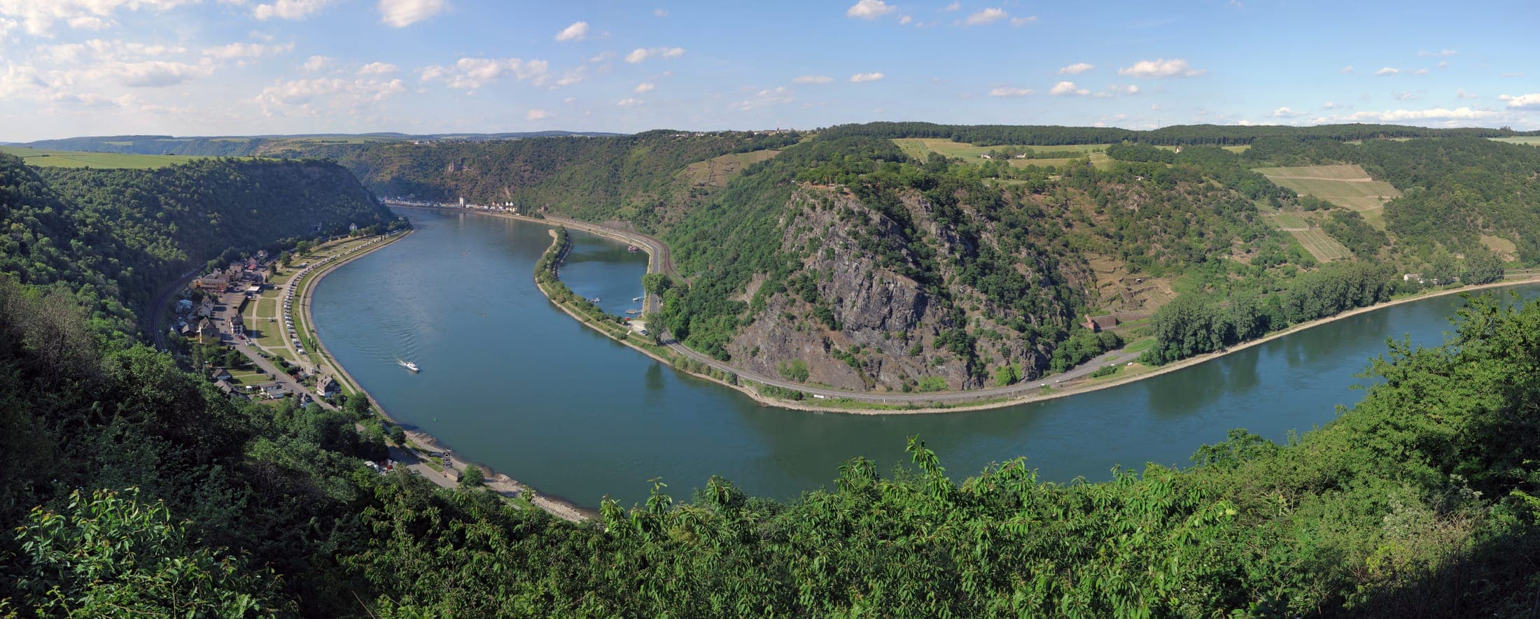 Panoramic view of the Rhine Valley and the Loreley rock from Maria Ruh, Germany